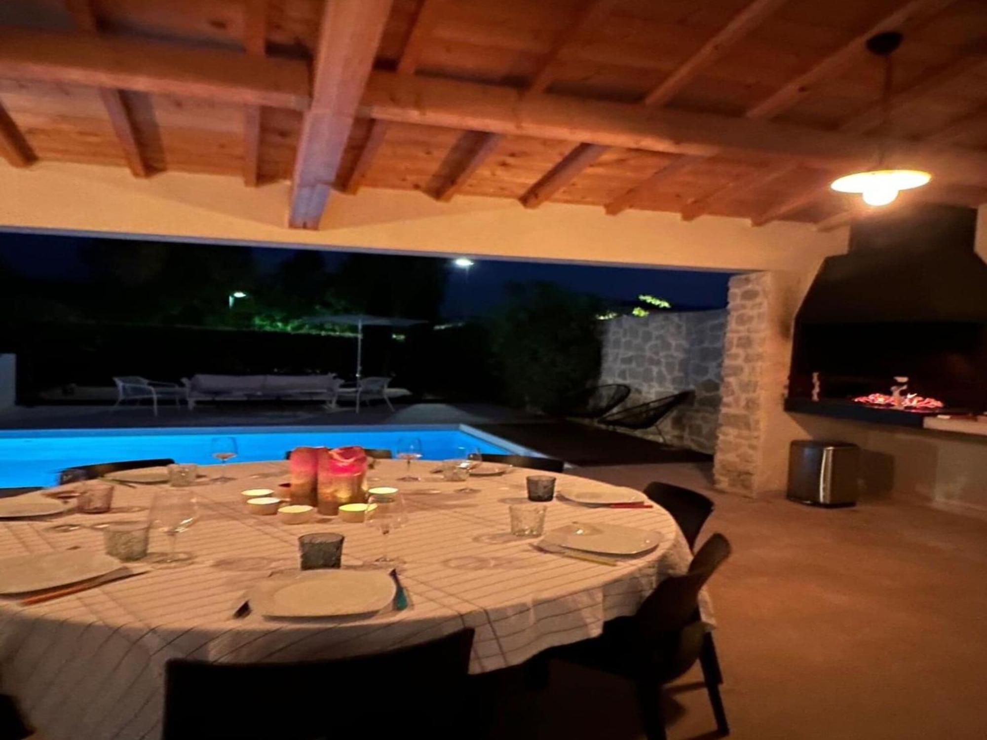 Modern Villa With Private Pool In Malauc N Malaucène Esterno foto